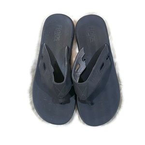 Flojos Hydro Black Flip Flop Sandals